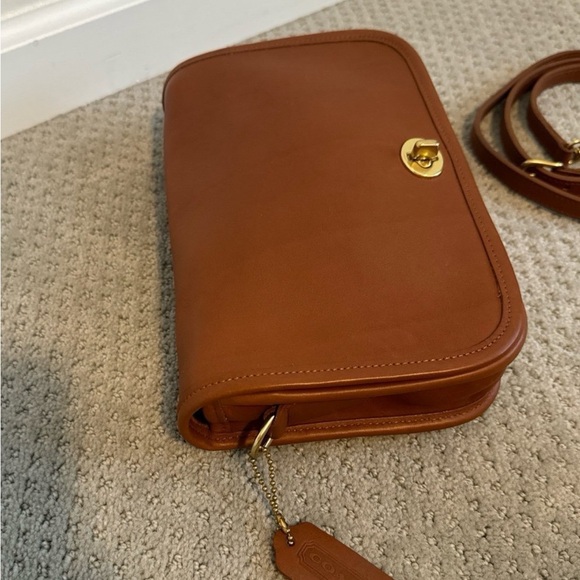 Coach vintage crossbody Bag 9755 - Picture 6 of 15